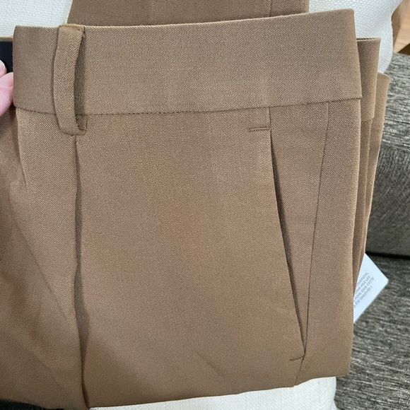 ASOS DESIGN tapered smart pants in ecru
32x32 dark brown color - Picture 8 of 8